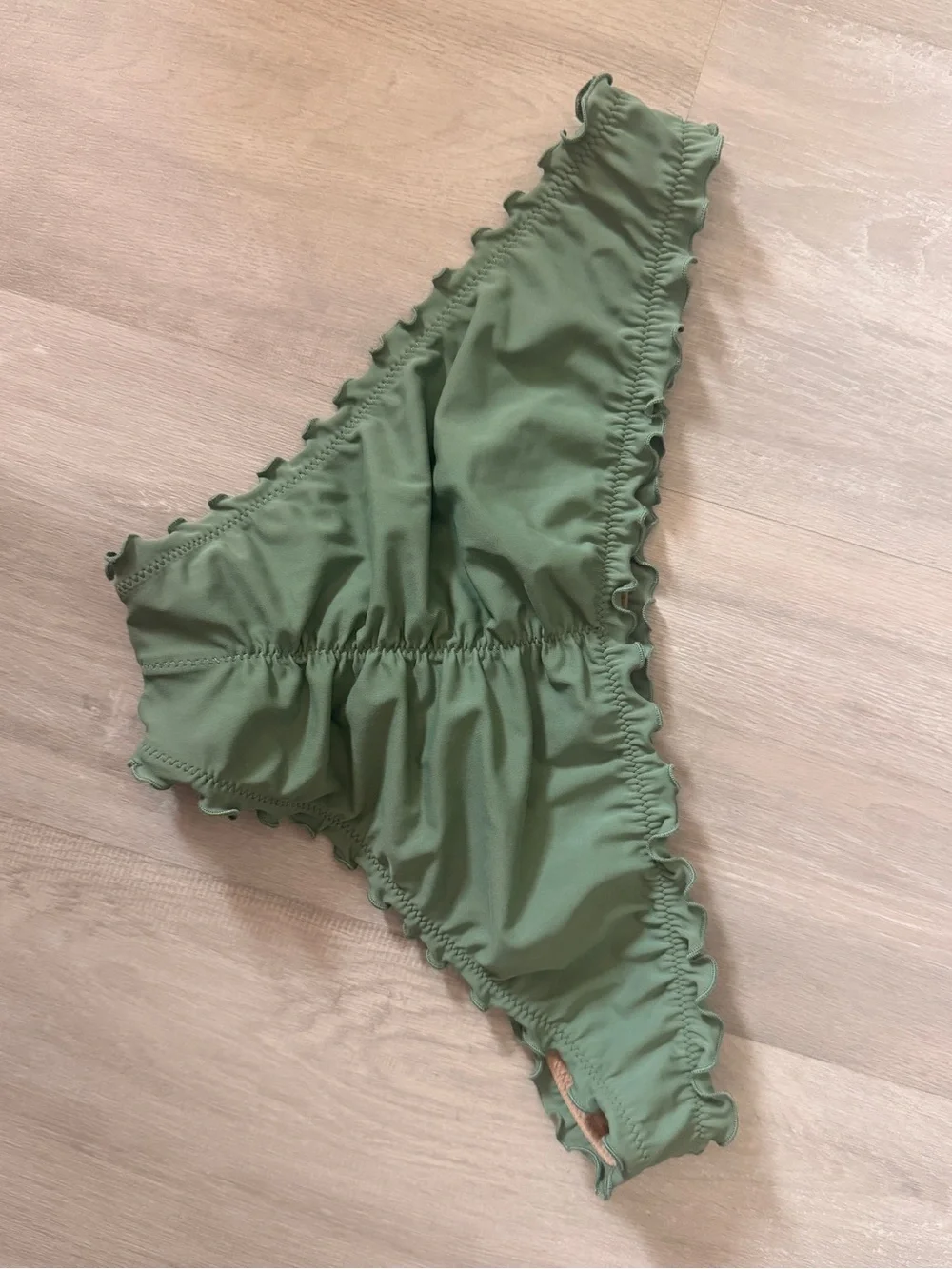 Women's Ruffle Edge Cheeky Coverage Bikini Bottom - Shade & Shore™ M